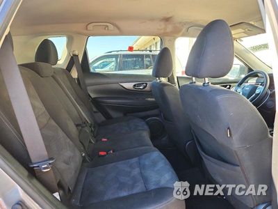Zdjęcie 11 z 13 samochodu: 2016 NISSAN ROGUE SV VIN:KNMAT2MVXGP679208 - miniatura