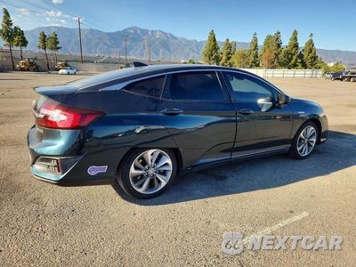 Trzecie zdjęcie samochodu z tyłu: 2018 HONDA CLARITY VIN:JHMZC5F11JC019392 - miniatura
