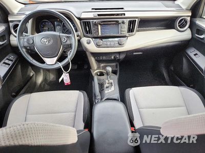 Zdjęcie 8 z 14 samochodu: 2018 TOYOTA RAV4 XLE VIN:2T3RFREV0JW835611 - miniatura