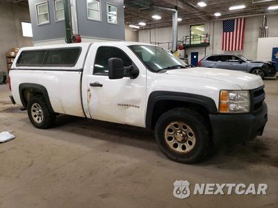 Czwarte zdjęcie samochodu z boku: 2010 CHEVROLET SILVERADO C1500 VIN:1GCPCPEX3AZ130730 - miniatura