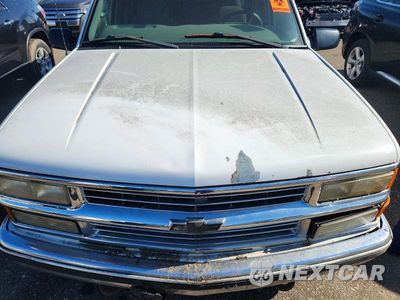 Zdjęcie 12 z 13 samochodu: 1999 CHEVROLET SUBURBAN C1500 VIN:3GNEC16R8XG261267 - miniatura