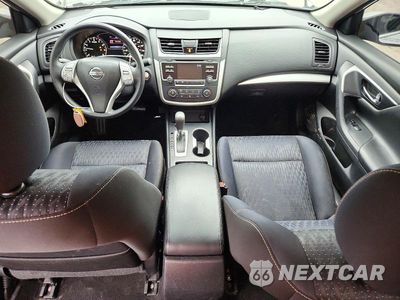 Zdjęcie 8 z 12 samochodu: 2016 NISSAN ALTIMA 2.5 S VIN:1N4AL3AP1GC249804 - miniatura