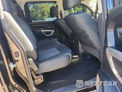 Zdjęcie 10 z 12 samochodu: 2018 NISSAN TITAN XD SV VIN:1N6BA1F47JN529940 - miniatura