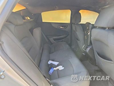 Zdjęcie 10 z 12 samochodu: 2016 CHEVROLET MALIBU LT VIN:1G1ZE5ST2GF318229 - miniatura