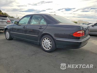Drugie zdjęcie samochodu z przodu: 2000 MERCEDES-BENZ E 320 VIN:WDBJF65G3YA958548 - miniatura