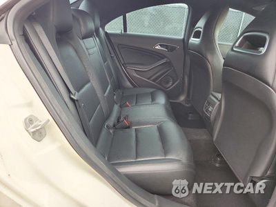 Zdjęcie 10 z 13 samochodu: 2015 MERCEDES-BENZ CLA 250 4MATIC VIN:WDDSJ4GB0FN217537 - miniatura