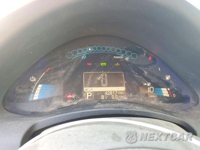 Zdjęcie 9 z 12 samochodu: 2011 NISSAN LEAF SV VIN:JN1AZ0CP7BT000617 - miniatura