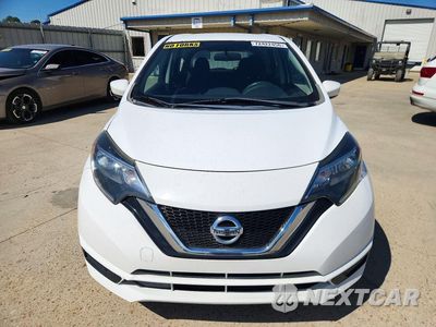 Piąte zdjęcie samochodu w środku: 2017 NISSAN VERSA NOTE S PLUS VIN:3N1CE2CP0HL360664 - miniatura