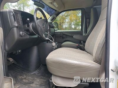 Zdjęcie 7 z 13 samochodu: 2022 GMC SAVANA G2500 VIN:1GTW7AF73N1240399 - miniatura
