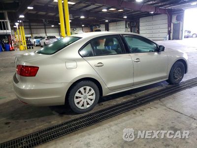 Trzecie zdjęcie samochodu z tyłu: 2014 VOLKSWAGEN JETTA BASE VIN:3VW2K7AJ5EM328552 - miniatura