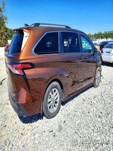 Trzecie zdjęcie samochodu z tyłu: 2021 TOYOTA SIENNA LE VIN:5TDBSKFC7MS010205 - miniatura