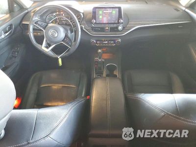 Zdjęcie 8 z 13 samochodu: 2019 NISSAN ALTIMA SL VIN:1N4BL4EV1KC236028 - miniatura