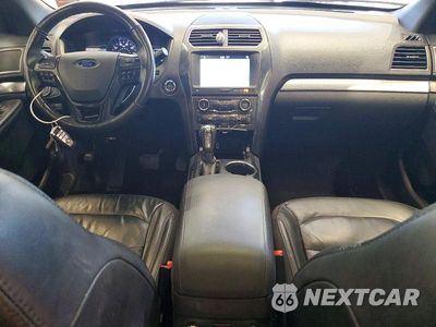 Zdjęcie 8 z 13 samochodu: 2018 FORD EXPLORER XLT VIN:1FM5K8D85JGB37289 - miniatura