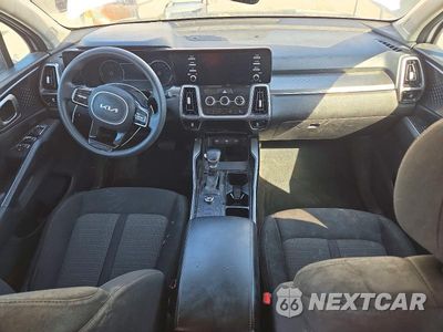 Zdjęcie 8 z 13 samochodu: 2022 KIA SORENTO LX VIN:5XYRG4LC5NG128106 - miniatura
