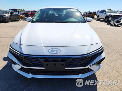 Piąte zdjęcie samochodu w środku: 2026 HYUNDAI ELANTRA SE VIN:KMHLL4DG7TU268622 - miniatura