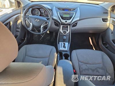 Zdjęcie 8 z 13 samochodu: 2011 HYUNDAI ELANTRA GLS VIN:KMHDH4AE5BU160300 - miniatura