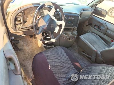 Zdjęcie 8 z 13 samochodu: 2005 CHEVROLET ASTRO VIN:1GCDM19X75B107909 - miniatura