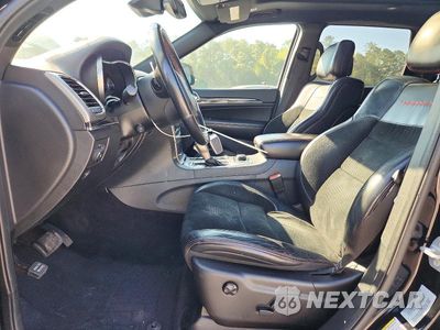 Zdjęcie 7 z 13 samochodu: 2017 JEEP GRAND CHEROKEE TRAILHAWK VIN:1C4RJFLG7HC674141 - miniatura