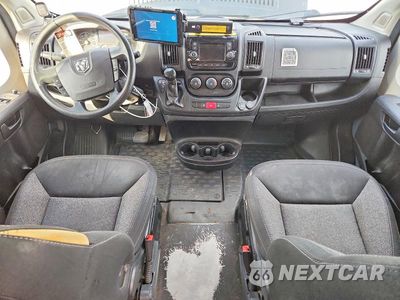 Zdjęcie 8 z 13 samochodu: 2021 RAM PROMASTER 3500 DELIVERY VAN VIN:3C6MRVJG2ME544293 - miniatura