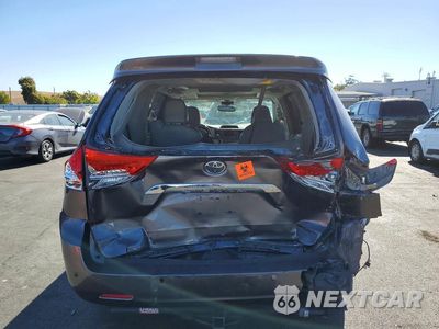 Zdjęcie 6 z 13 samochodu: 2012 TOYOTA SIENNA LIMITED 7-PASSENGER VIN:5TDYK3DC7CS220837 - miniatura