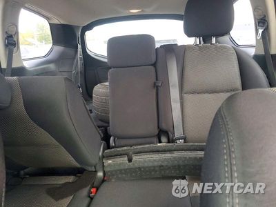 Zdjęcie 10 z 13 samochodu: 2019 NISSAN PATHFINDER SV VIN:5N1DR2MMXKC580953 - miniatura