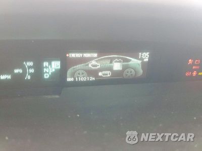 Zdjęcie 9 z 12 samochodu: 2013 TOYOTA PRIUS FOUR VIN:JTDKN3DU0D1688753 - miniatura