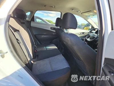 Zdjęcie 11 z 13 samochodu: 2021 HYUNDAI KONA SEL VIN:KM8K22AA1MU618640 - miniatura