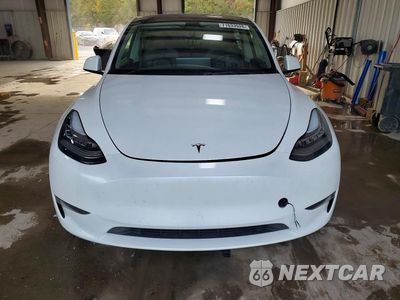 Piąte zdjęcie samochodu w środku: 2023 TESLA MODEL Y VIN:7SAYGDEE3PA100776 - miniatura