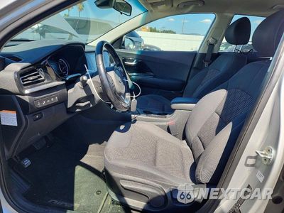 Zdjęcie 7 z 13 samochodu: 2020 KIA NIRO LXS VIN:KNDCB3LC2L5399127 - miniatura