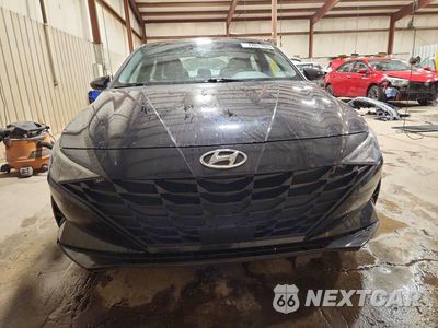 Piąte zdjęcie samochodu w środku: 2023 HYUNDAI ELANTRA SEL VIN:KMHLS4AG6PU438630 - miniatura