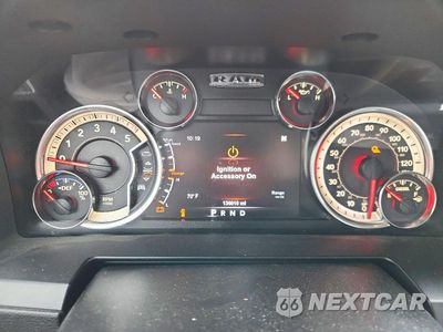 Zdjęcie 9 z 12 samochodu: 2018 RAM 1500 SPORT VIN:1C6RR7MM0JS279496 - miniatura