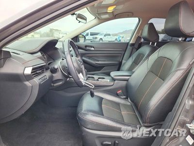 Zdjęcie 7 z 12 samochodu: 2019 NISSAN ALTIMA SR VIN:1N4BL4CW3KN321419 - miniatura