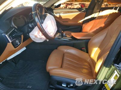 Zdjęcie 7 z 13 samochodu: 2019 BMW 530 XI VIN:WBAJA7C51KWW13209 - miniatura