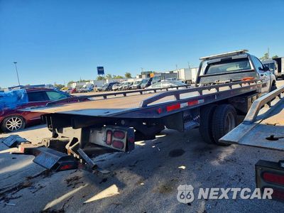 Trzecie zdjęcie samochodu z tyłu: 2017 RAM 5500 VIN:3C7WRMDL5HG604360 - miniatura