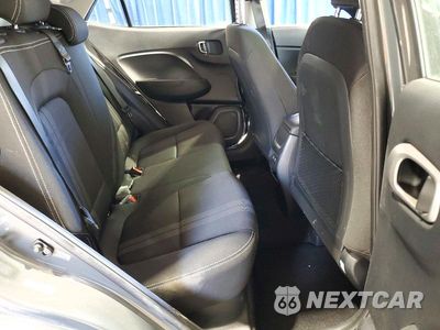 Zdjęcie 10 z 12 samochodu: 2025 HYUNDAI VENUE SEL VIN:KMHRC8A37SU372772 - miniatura