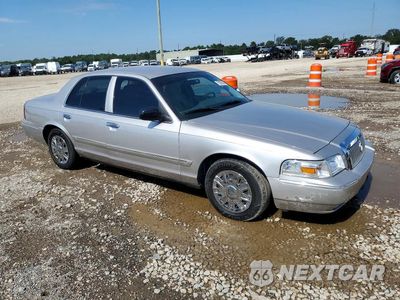 Czwarte zdjęcie samochodu z boku: 2008 MERCURY GRAND MARQUIS GS VIN:2MEFM74V36X619603 - miniatura