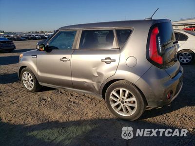 Drugie zdjęcie samochodu z przodu: 2018 KIA SOUL + VIN:KNDJP3A55J7557197 - miniatura