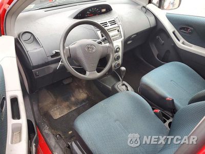 Zdjęcie 8 z 12 samochodu: 2008 TOYOTA YARIS BASE VIN:JTDJT923285164047 - miniatura