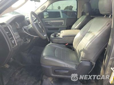 Zdjęcie 7 z 12 samochodu: 2013 RAM 1500 ST VIN:3C6JR6AT8DG507338 - miniatura