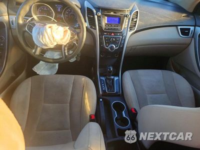 Zdjęcie 8 z 12 samochodu: 2013 HYUNDAI ELANTRA GT BASE VIN:KMHD35LE7DU033746 - miniatura