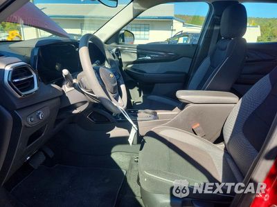 Zdjęcie 7 z 13 samochodu: 2025 CHEVROLET TRAILBLAZER LS VIN:KL79MNSL0SB177278 - miniatura