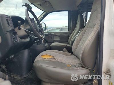 Zdjęcie 7 z 14 samochodu: 2006 CHEVROLET EXPRESS G2500 VIN:1GCGG25V961273032 - miniatura