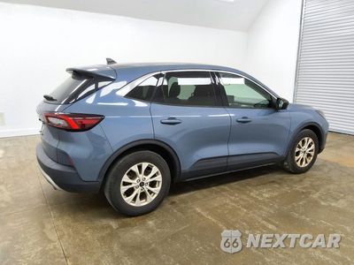 Trzecie zdjęcie samochodu z tyłu: 2023 FORD ESCAPE ACTIVE VIN:1FMCU0GN7PUA18111 - miniatura