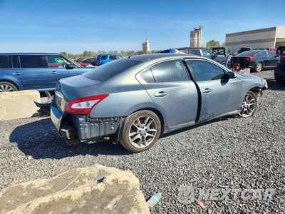 Trzecie zdjęcie samochodu z tyłu: 2011 NISSAN MAXIMA 3.5 S VIN:1N4AA5AP8BC822904 - miniatura