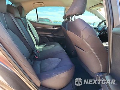 Zdjęcie 10 z 13 samochodu: 2021 TOYOTA CAMRY LE VIN:4T1C11AK1MU537597 - miniatura