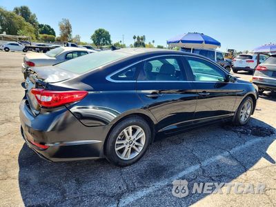 Trzecie zdjęcie samochodu z tyłu: 2015 HYUNDAI SONATA SE VIN:5NPE24AF9FH207007 - miniatura