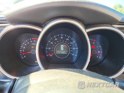 Zdjęcie 9 z 13 samochodu: 2015 KIA OPTIMA LX VIN:KNAGM4A77F5660020 - miniatura