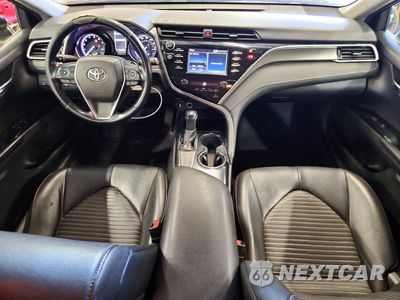 Zdjęcie 8 z 12 samochodu: 2018 TOYOTA CAMRY SE VIN:4T1B11HK8JU002005 - miniatura