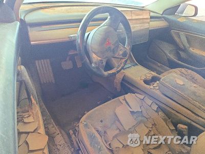 Zdjęcie 8 z 12 samochodu: 2019 TESLA MODEL 3 VIN:5YJ3E1EBXKF194622 - miniatura