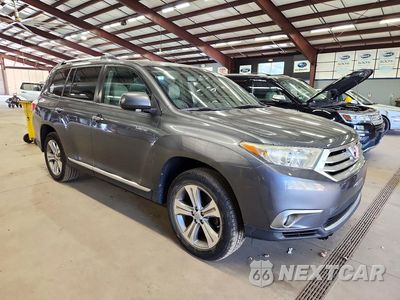Czwarte zdjęcie samochodu z boku: 2011 TOYOTA HIGHLANDER LIMITED VIN:5TDDK3EH6BS068086 - miniatura